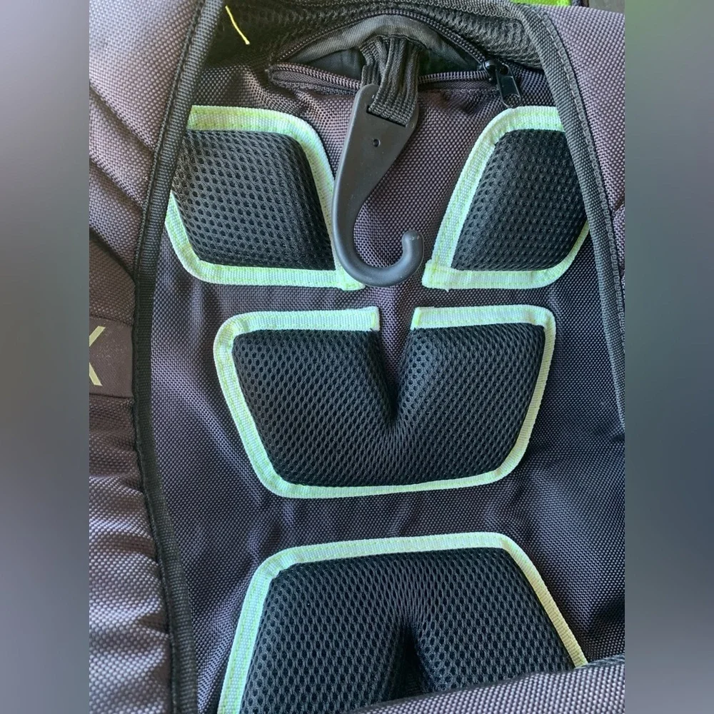 Franklin Sports Deluxe Competition Pickleball Backpack Bag Neon Green Hangs  Up